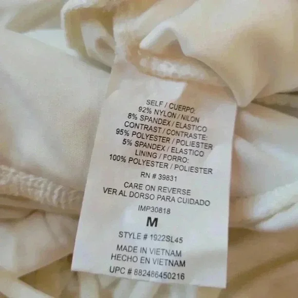 Cute Bo Ho Ivory Bra Top with  Puffed Lacy Sleeves - Picture 5 of 6